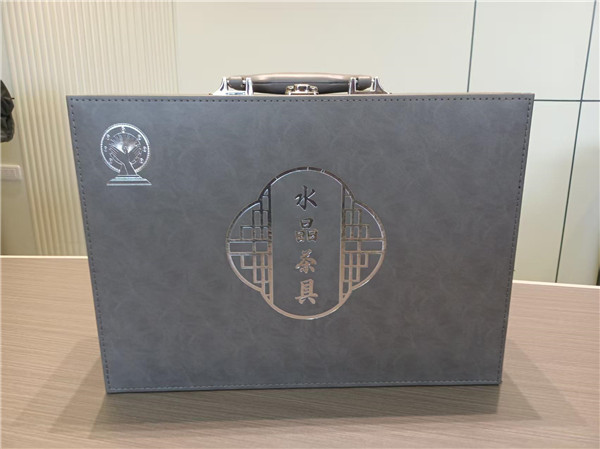 ɽ���������